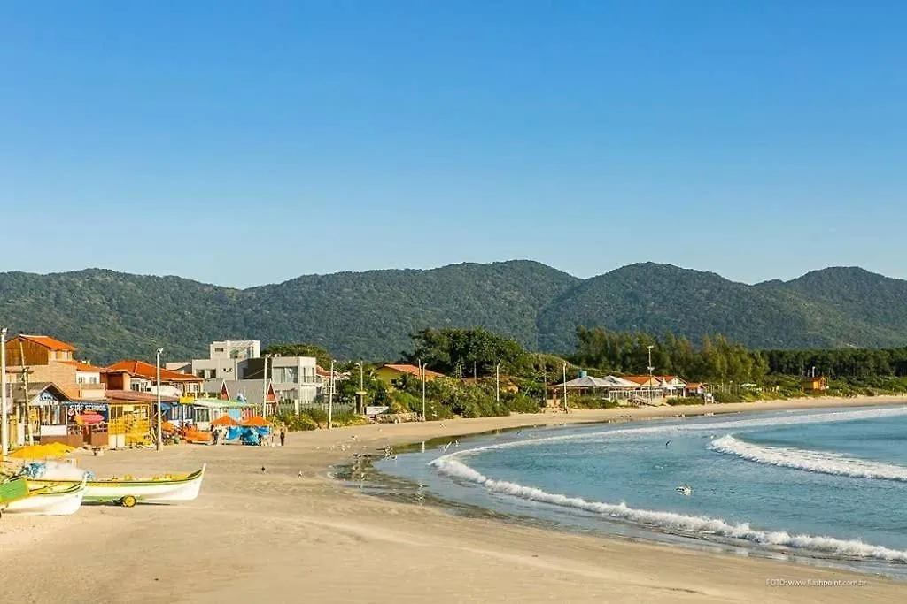 Modernos Chales A 90 Metros Da Praia Florianopolis Holiday home