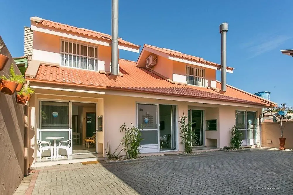 Modernos Chales A 90 Metros Da Praia Florianopolis